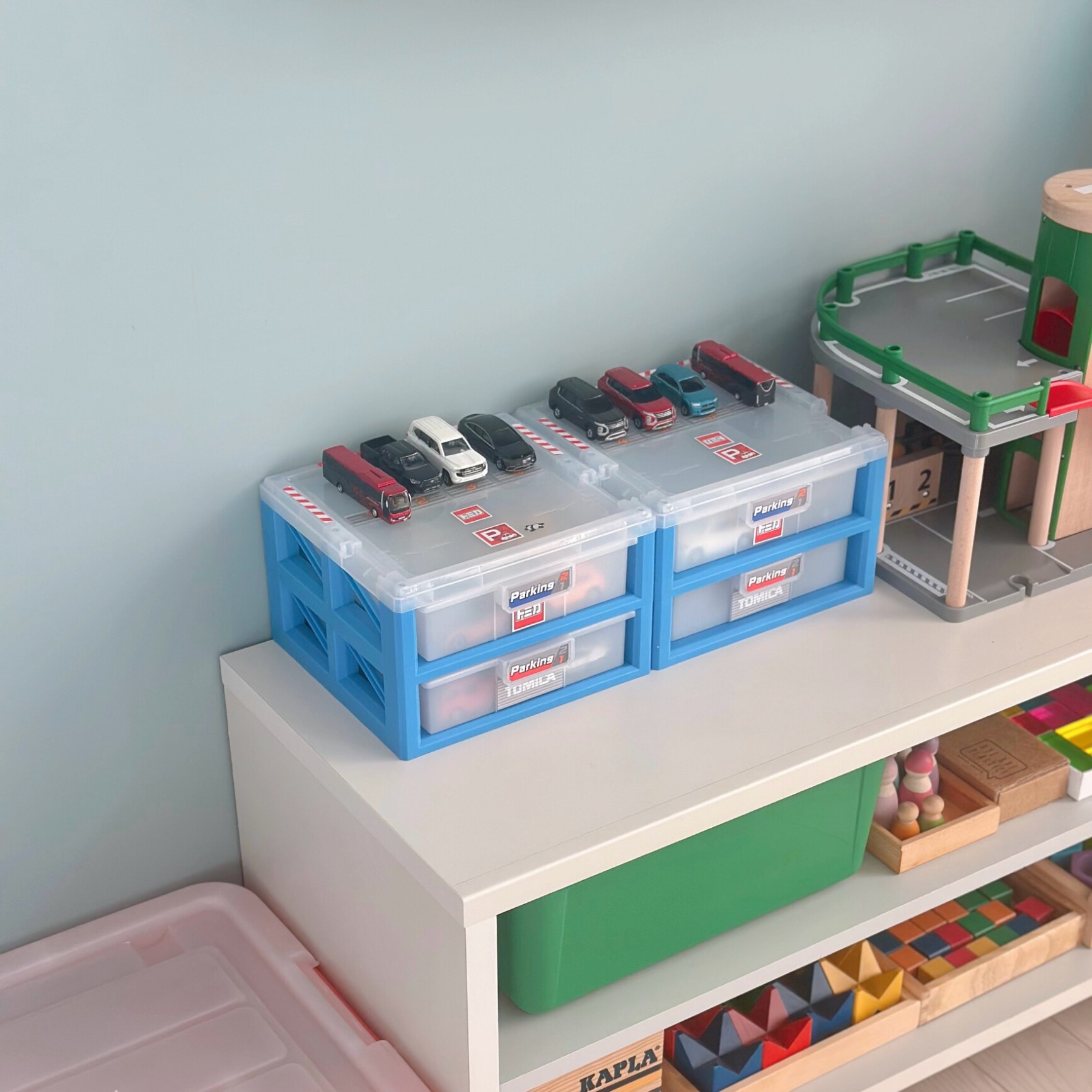 トミカ パーキングケース24