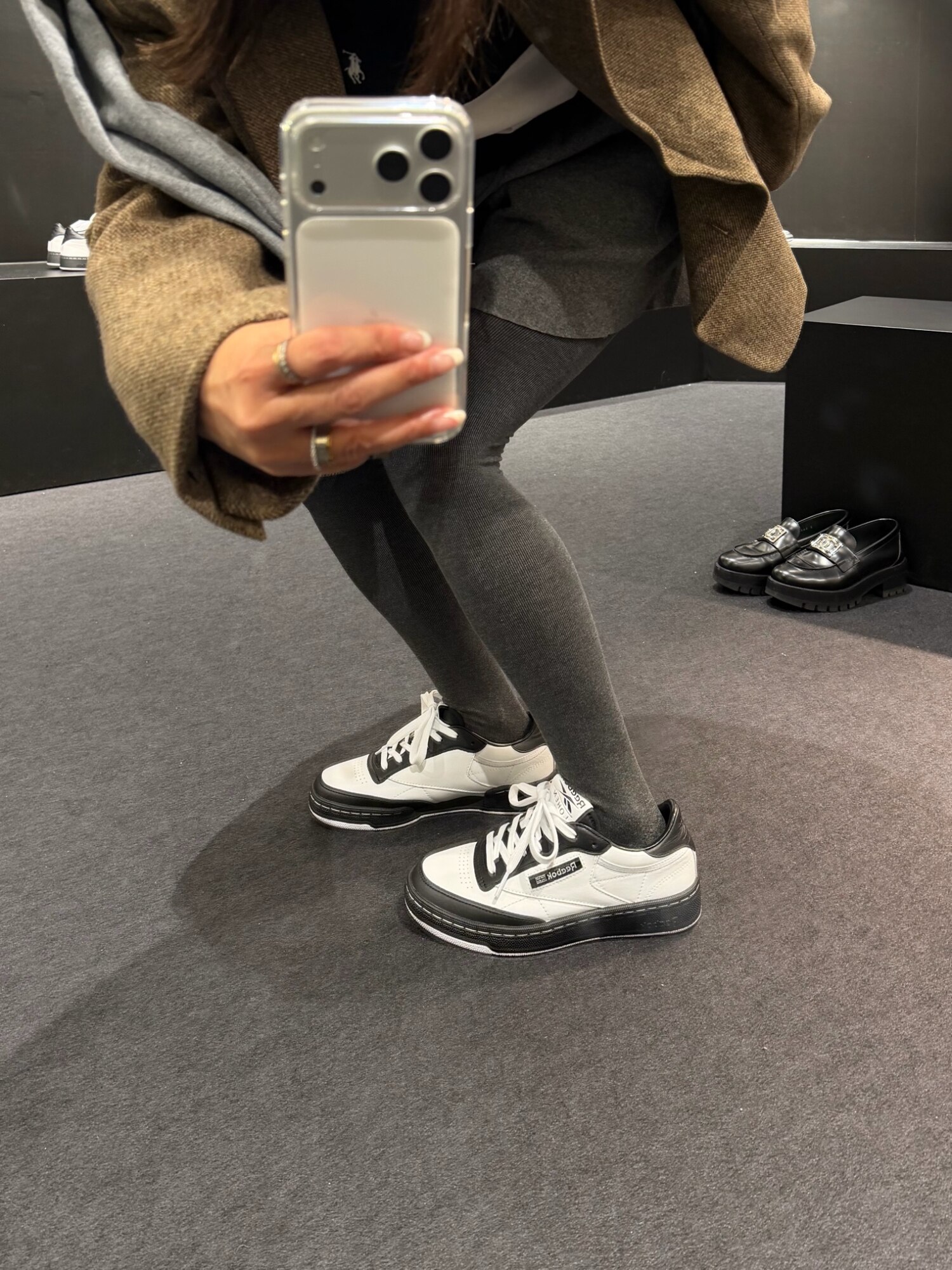 saya のROOM - 欲しい! に出会える。