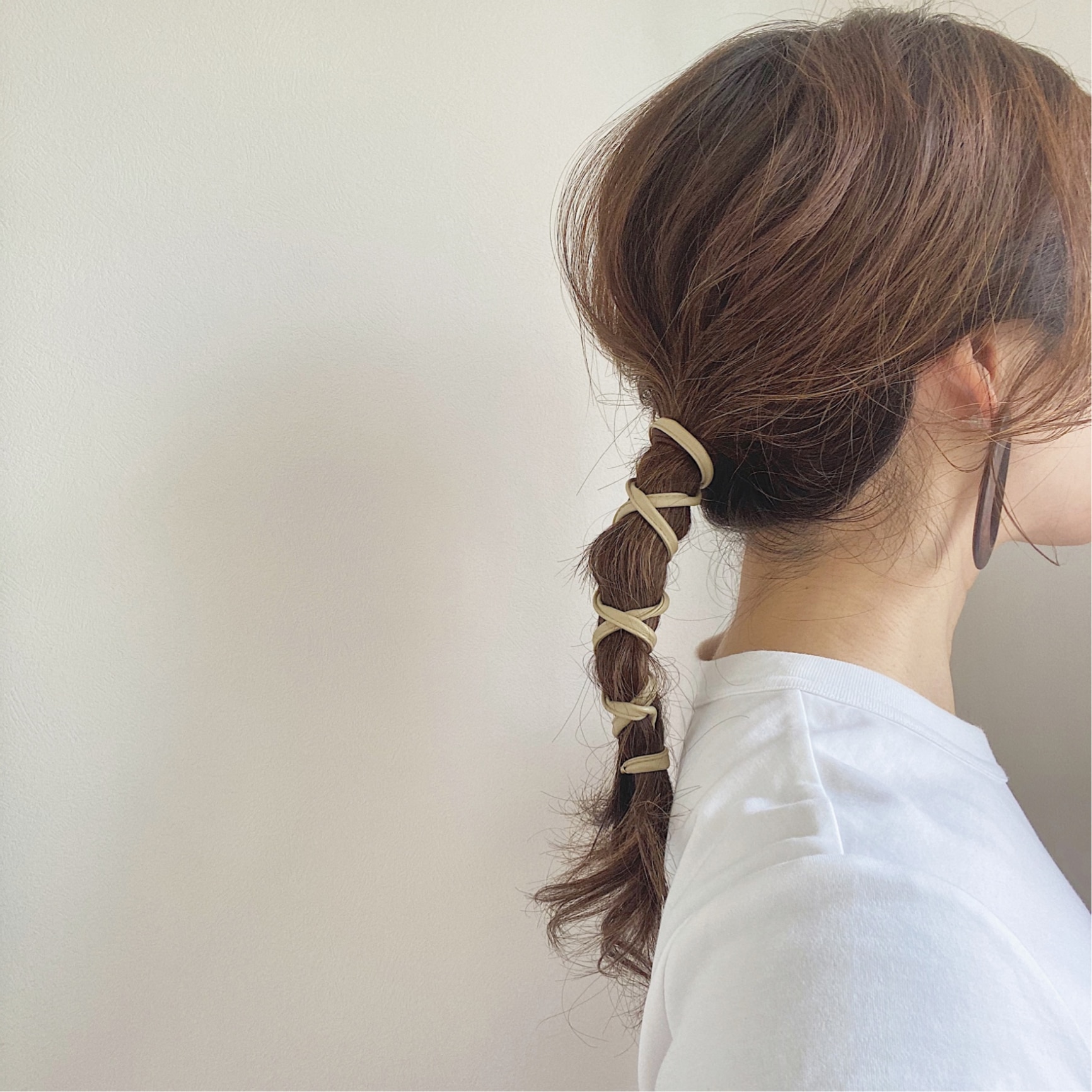 ゆうパケットOK】ワイヤーポニー ヘアワイヤー アレンジワイヤー ヘアゴム 大人っぽい シンプル おしゃれ ヘアアクセサリー ヘアアレンジ 紐 リボン  巻き付け 合皮 大人カジュアル 可愛い キャメル ブラック ベージュ アイボリー outlet