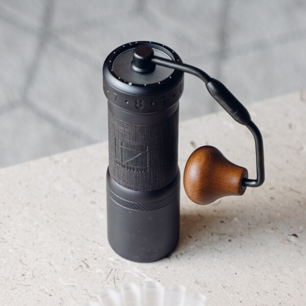 1Zpresso K-Ultra 手挽きコーヒーミル アイロングレー 清掃しやすい 
