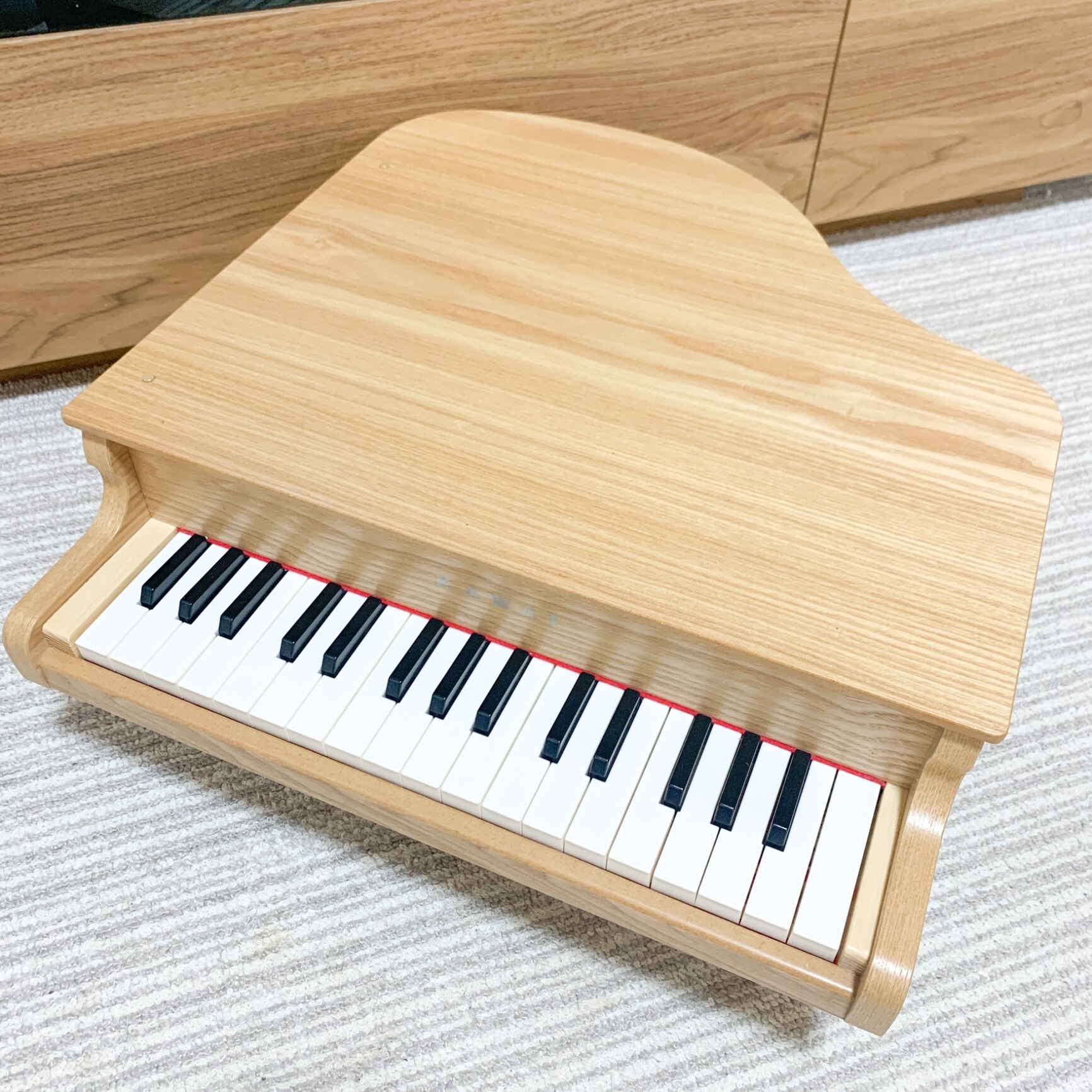 KAWAI 河合楽器製作所 グランドピアノ 木目調 タイプのカワイのミニ