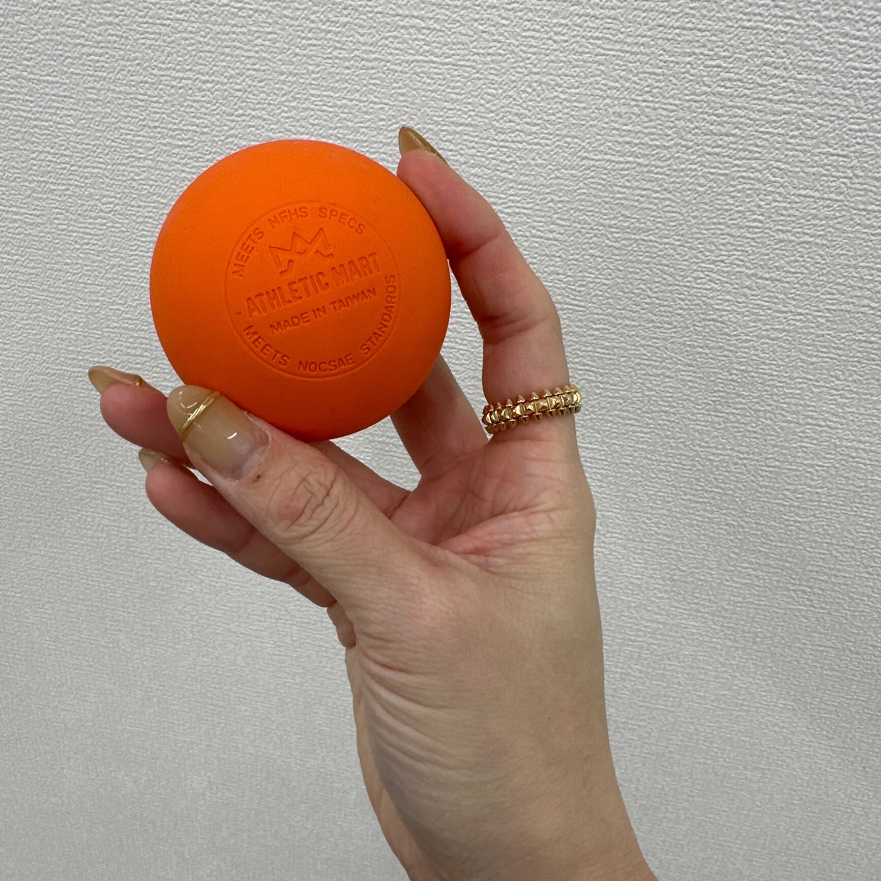 【2個セット】ラクロス ボールマッサージボール トレーニングにも使用可オレンジ/イエロー【NOCSAE公認：刻印入り】ラクロス 公認球腰痛