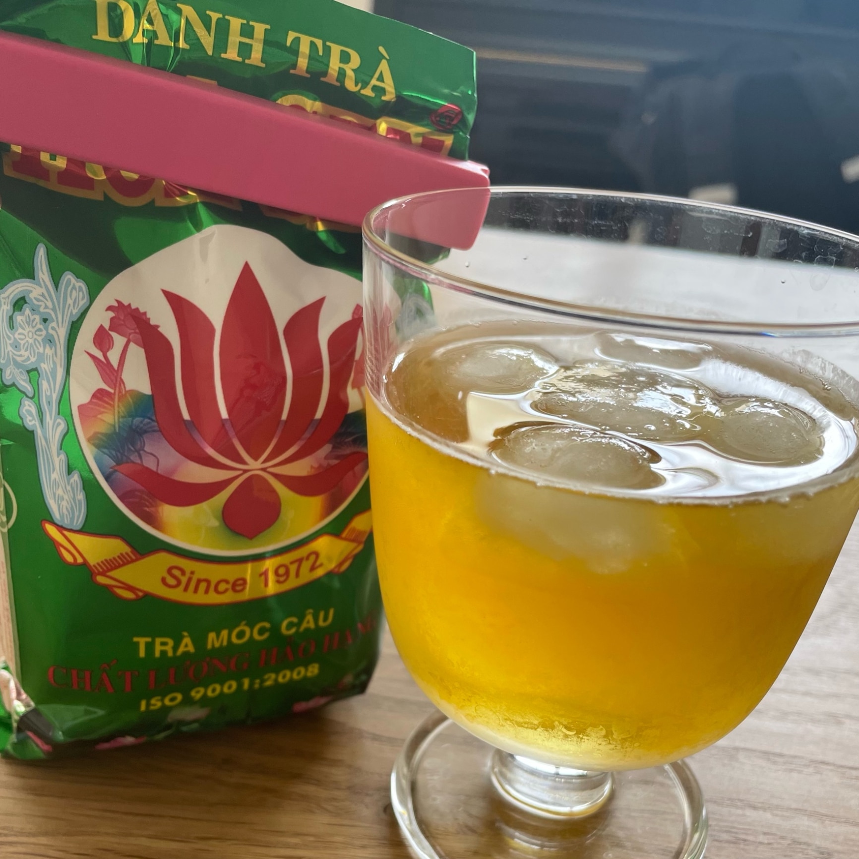 Danh Tra ハス茶(蓮茶) 茶葉70g ダントラ 蓮花茶 【ベトナム代表のお茶】ロータスティー 飲みやすい 美味しい 便秘解消 不眠効果 ...