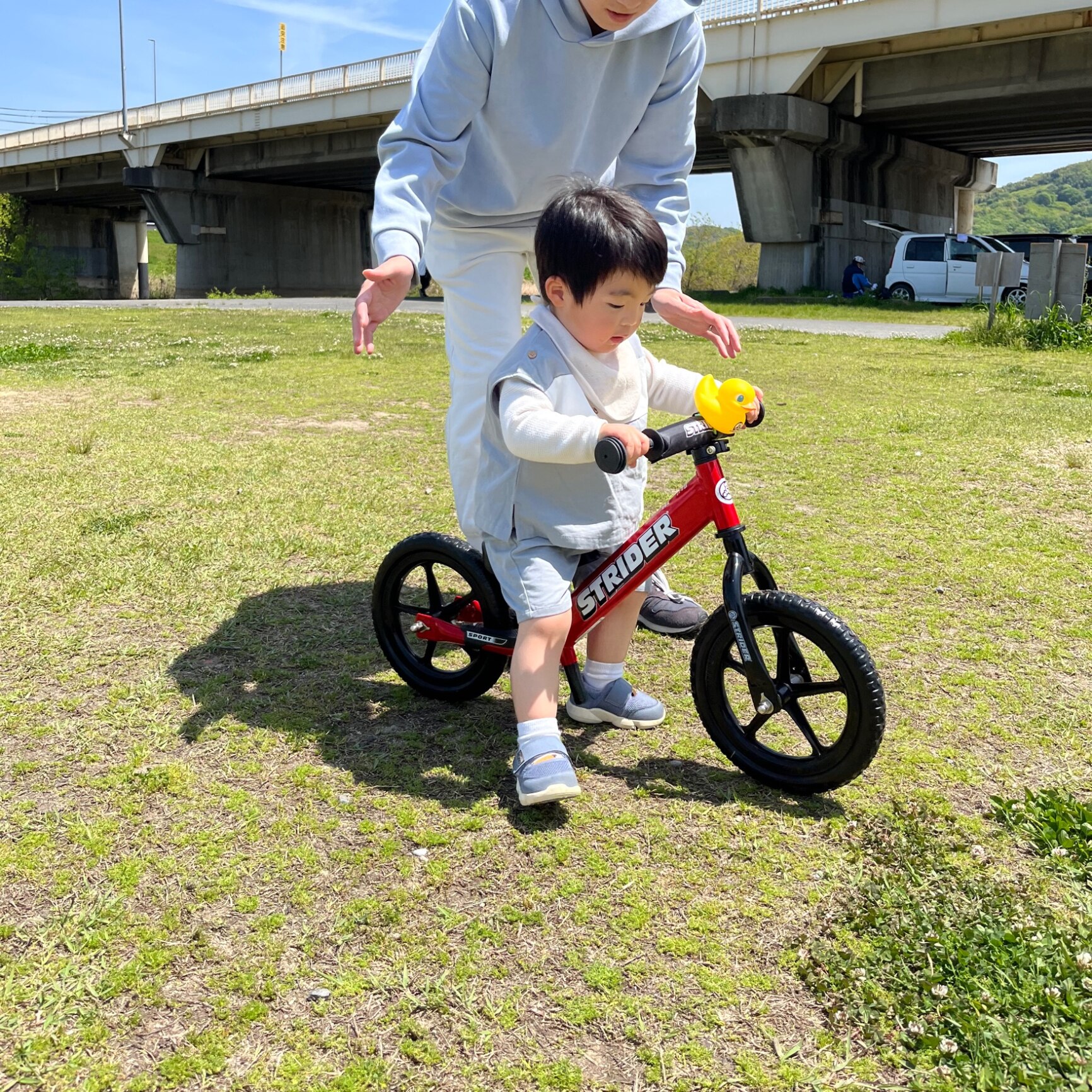 送料無料【正規品】ストライダースポーツモデル《アイスブルー