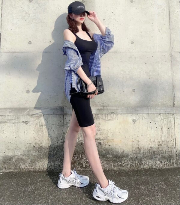お得な割引クーポン発行中!!【ニューバランス 530】NEW BALANCE 