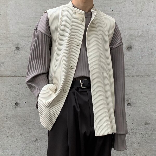 中古】HOMME PLISSE ISSEY MIYAKE 21SS ROCK プリーツベスト ブラック  