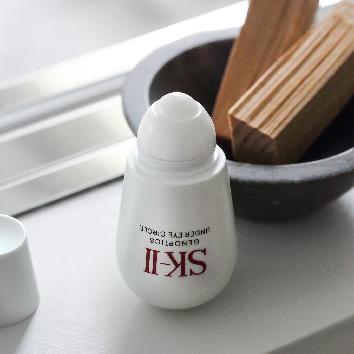 公式】ジェノプティクス アンダーアイ サークル｜SK-2 / SK-II