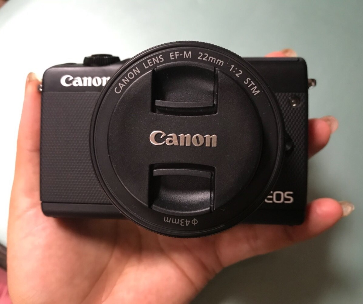 新品》 Canon (キヤノン) EOS M100 ダブルレンズキット ブラック