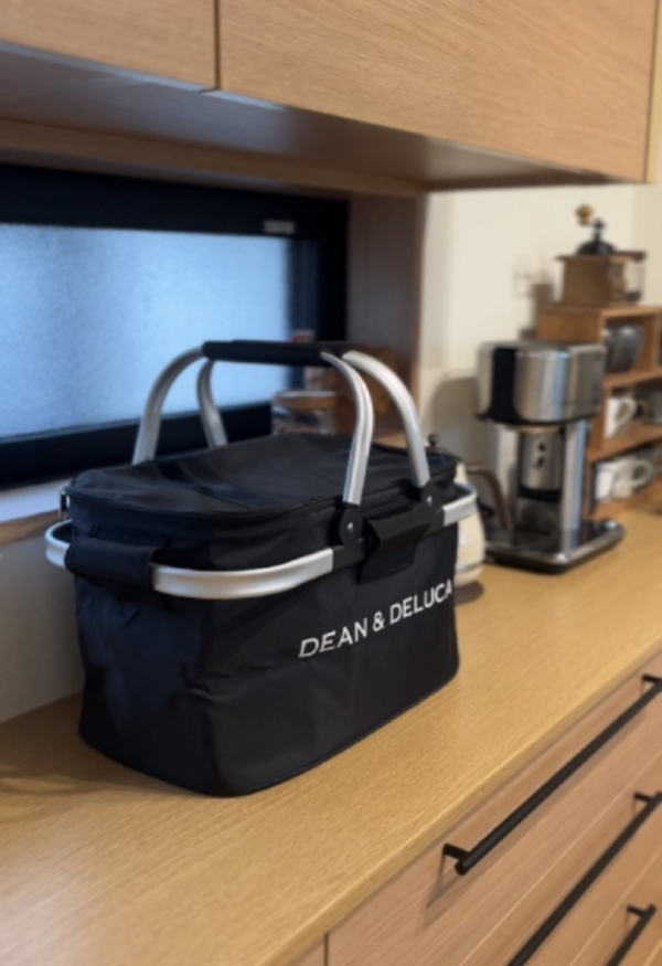 DEAN &amp; DELUCA - DEAN &amp; DELUCA 完売品　アルミハンドルクーラーボックスブラック新品 8月1日発売＞アルミハンドルクーラーバッグ ブラック | ディーン