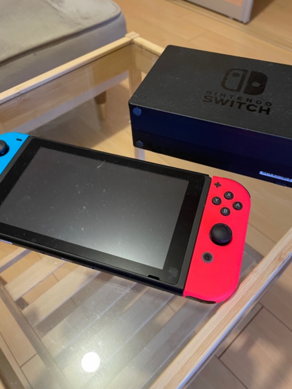 任天堂 ニンテンドー スイッチ Nintendo Switch 本体 Joy-Con L ネオンブルー R ネオンレッド 2019年8月発売