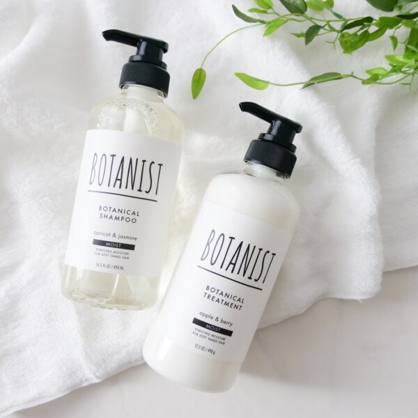 P5倍 9 13 14 59迄 Botanist ボタニスト ボタニカル シャンプー トリートメント モイスト スムース ダメージケア スカルプ ボリューム ヘアケア ノンシリコン リンス しっとり まとまり さらさら 地肌 ダメージ補修 指通り レディース メンズ ギフト