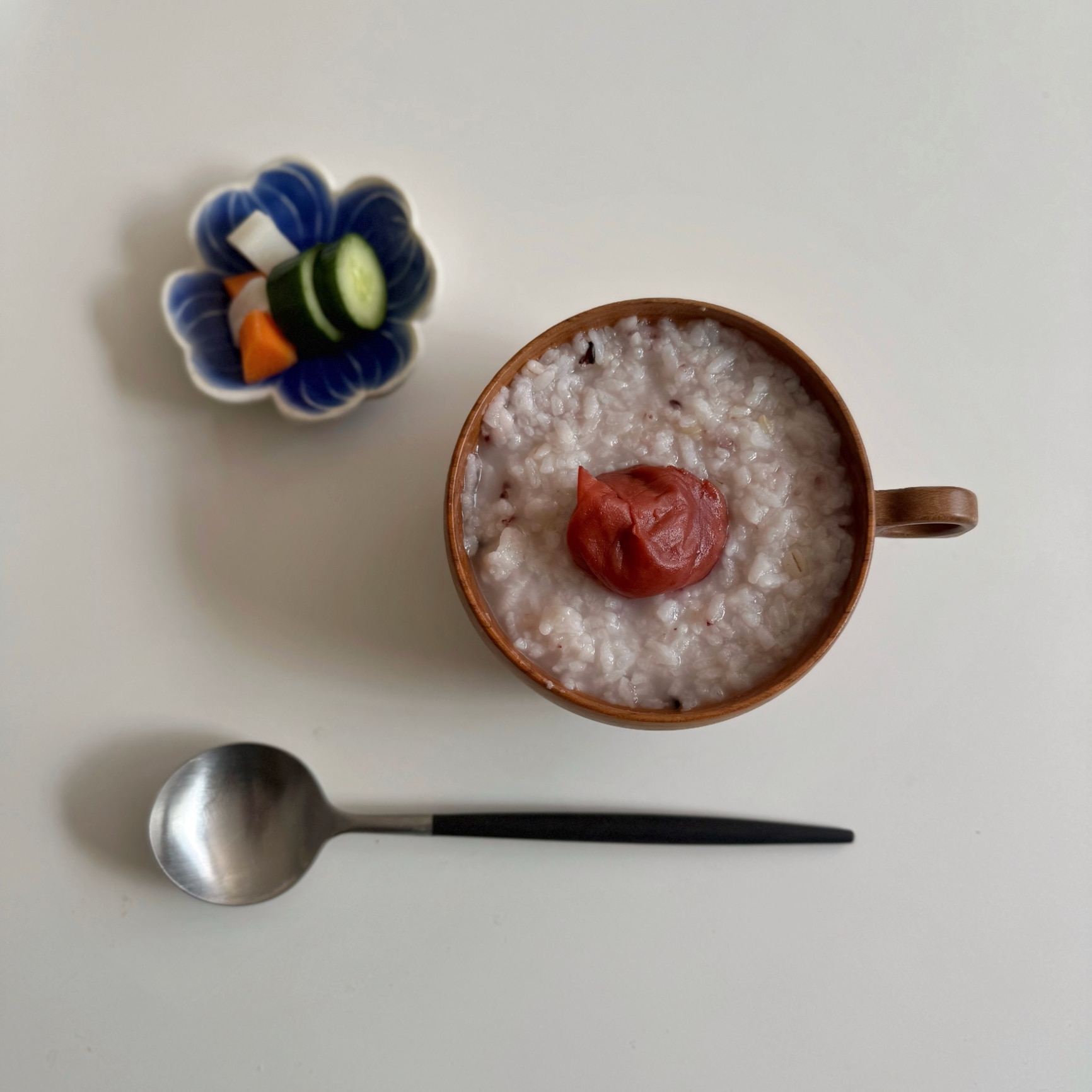 【Wクーポン利用で半額以下】雑穀米 混ぜるだけ 送料無料 くまモン おまけ 25種雑穀 国産二十五雑穀米 無添加 熊本県産 もち麦 保存食 買い回り 備蓄米 ランキング 買い回り 楽天スーパーSALE ≪1-5営業日以内出荷(土日祝除)≫|