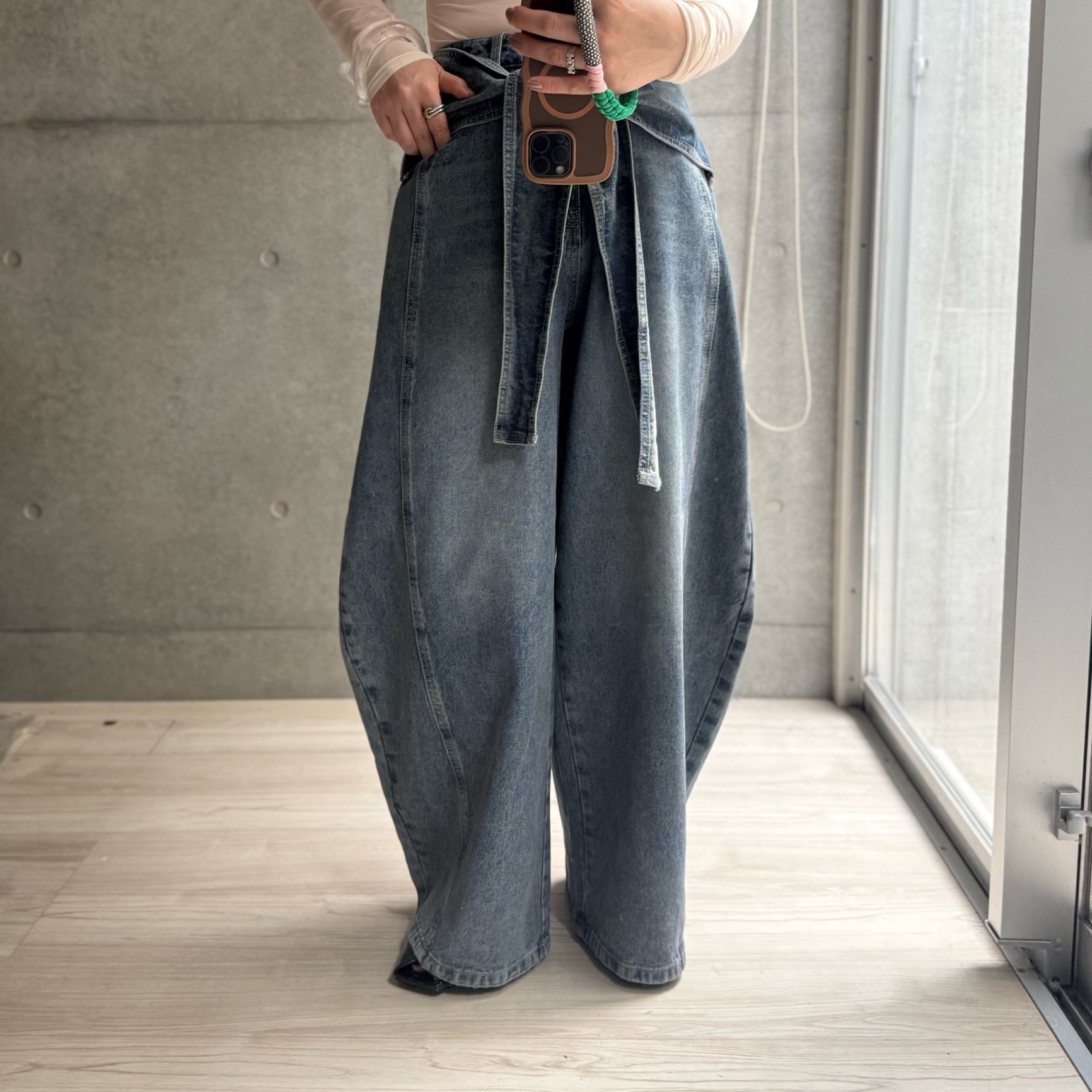 [新色追加]カツラギウエストベルト付きバルーンパンツ レディース 春 夏 春夏 パンツ カツラギ バルーンパンツ バレルレッグパンツ カーブパンツ ボリュームパンツ 低身長 高身長 体型カバー ワイドパンツ