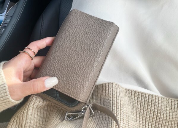 めざましテレビで紹介】スマホショルダー スマホポーチ レディース 