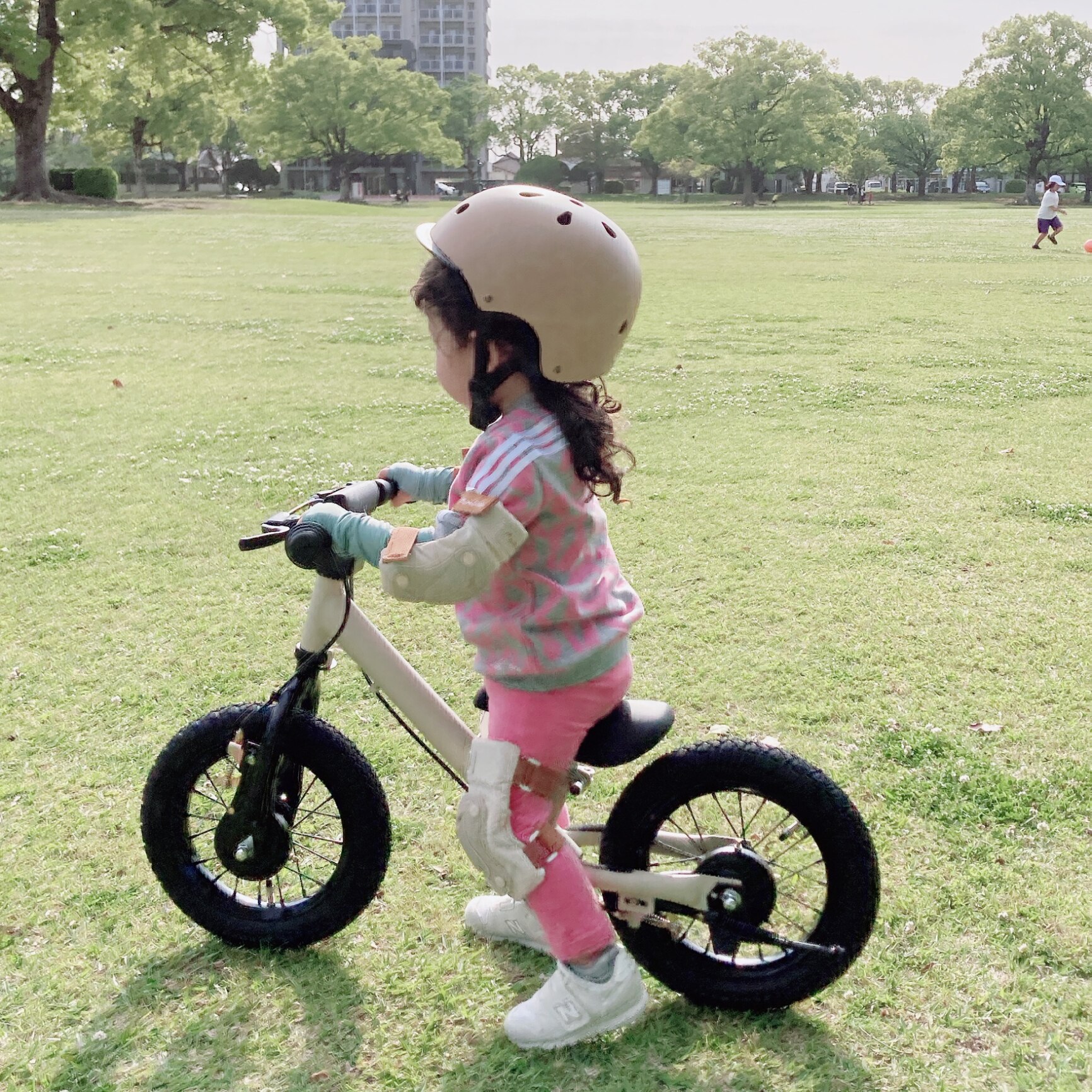国内自社工場で組立整備】2歳 誕生日プレゼント キックバイク