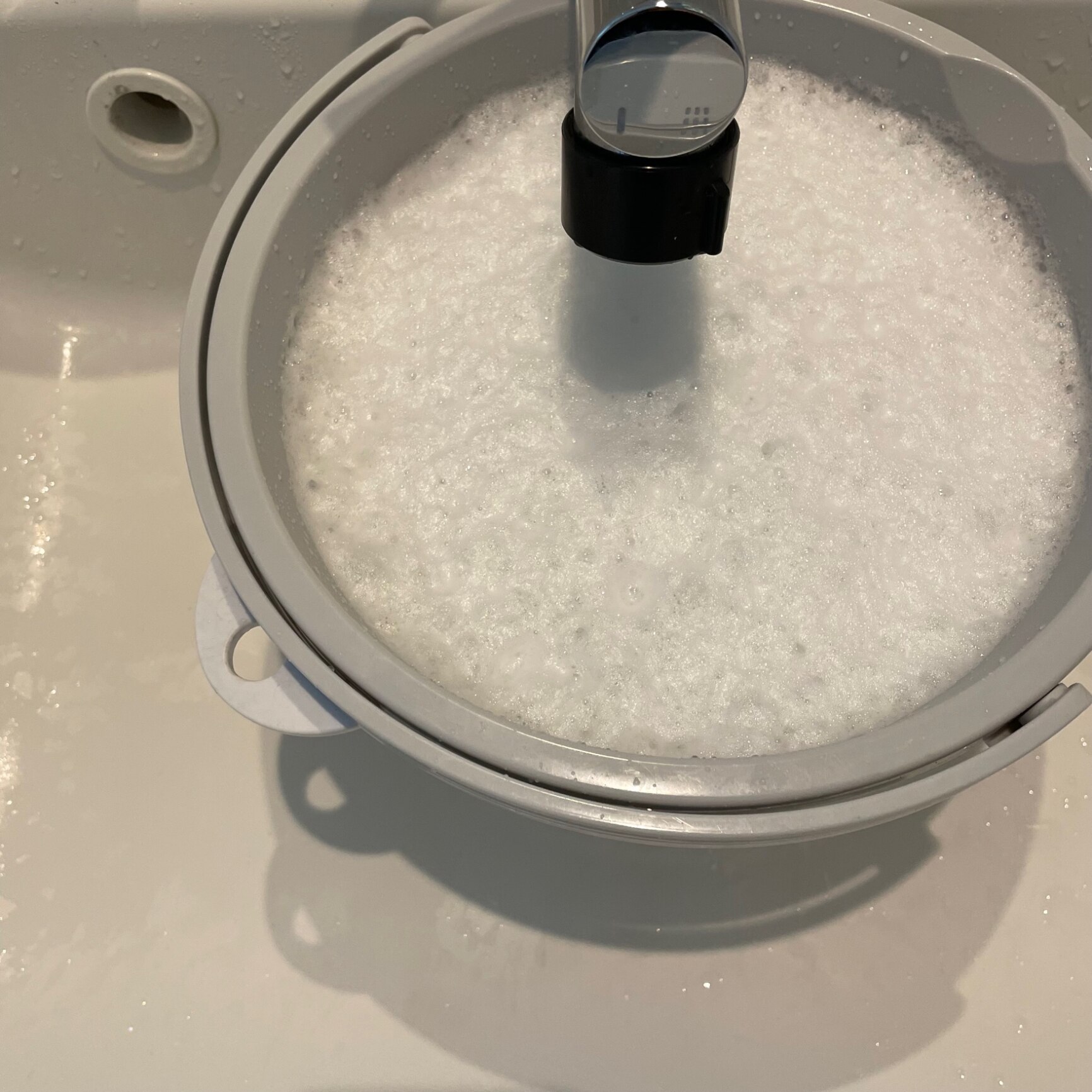 【公式】 洗濯洗剤 無添加 粉 バイス 2kg 洗濯用洗剤 洗浄剤 おしゃれ着 粉洗剤 イオンの力生乾き臭 食器用洗剤 部屋干し 粉末洗剤 洗濯用洗浄剤 大掃除 赤ちゃん 生乾き臭 業務用 界面活性剤 蛍光増白剤 漂白剤 香料 防腐剤 全てゼロ ゼロのくらし
