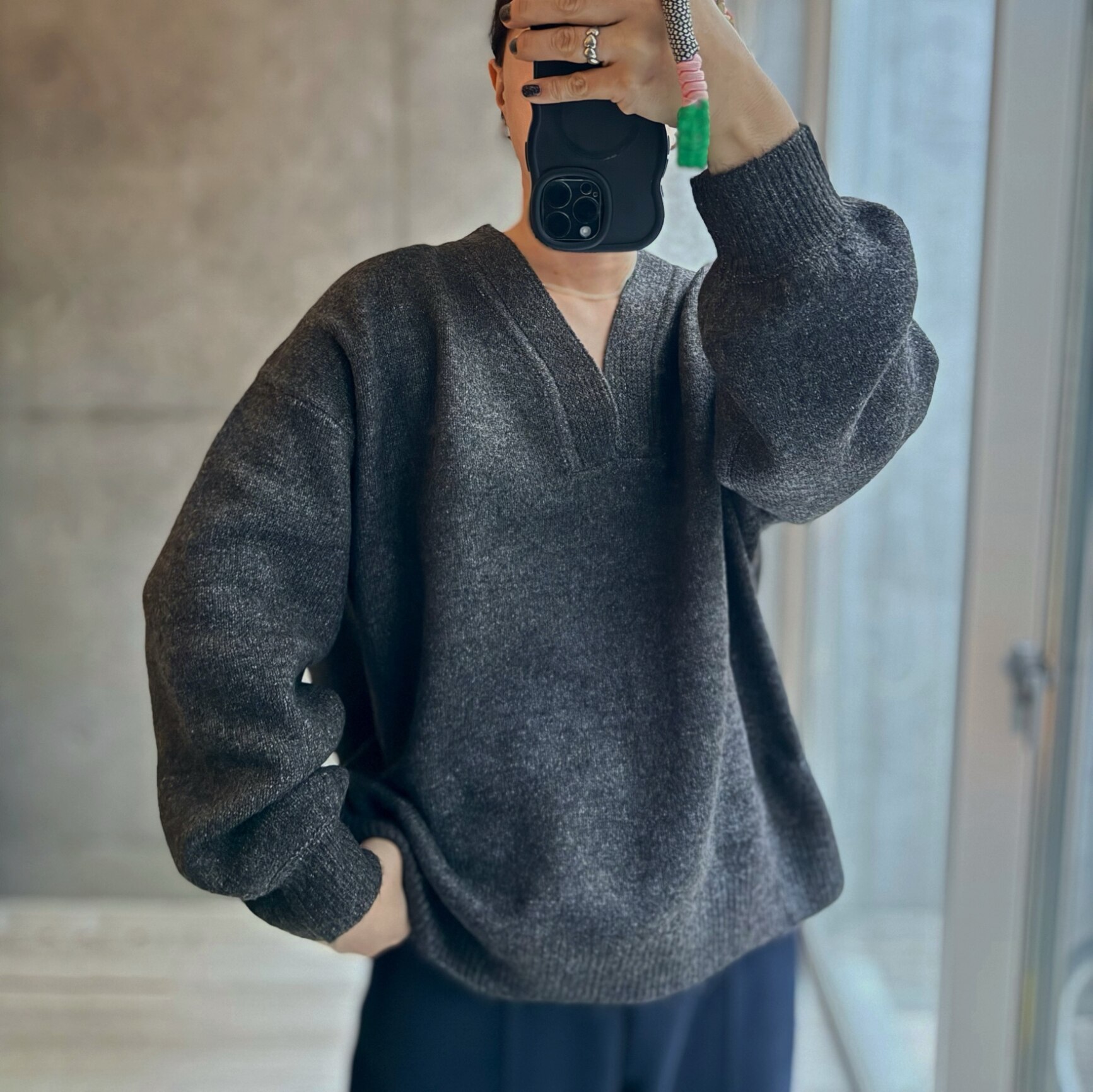 ニット セーター Vネック ディープV ニット レディース トップス 秋 冬 きれいめ レイヤード 大きいサイズ ゆったり 軽い フリー 白 アイボリー ボンジュールサガン ディープVネックニット
