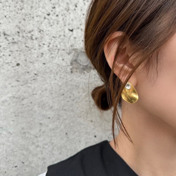 楽天1位受賞】 ピアス 3WAY仕様 アンティーク 艶消し レディース 