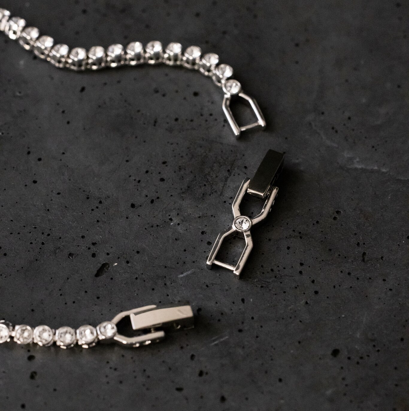 SALE／15%OFF】SWAROVSKI 【公式】【スワロフスキー】Emily