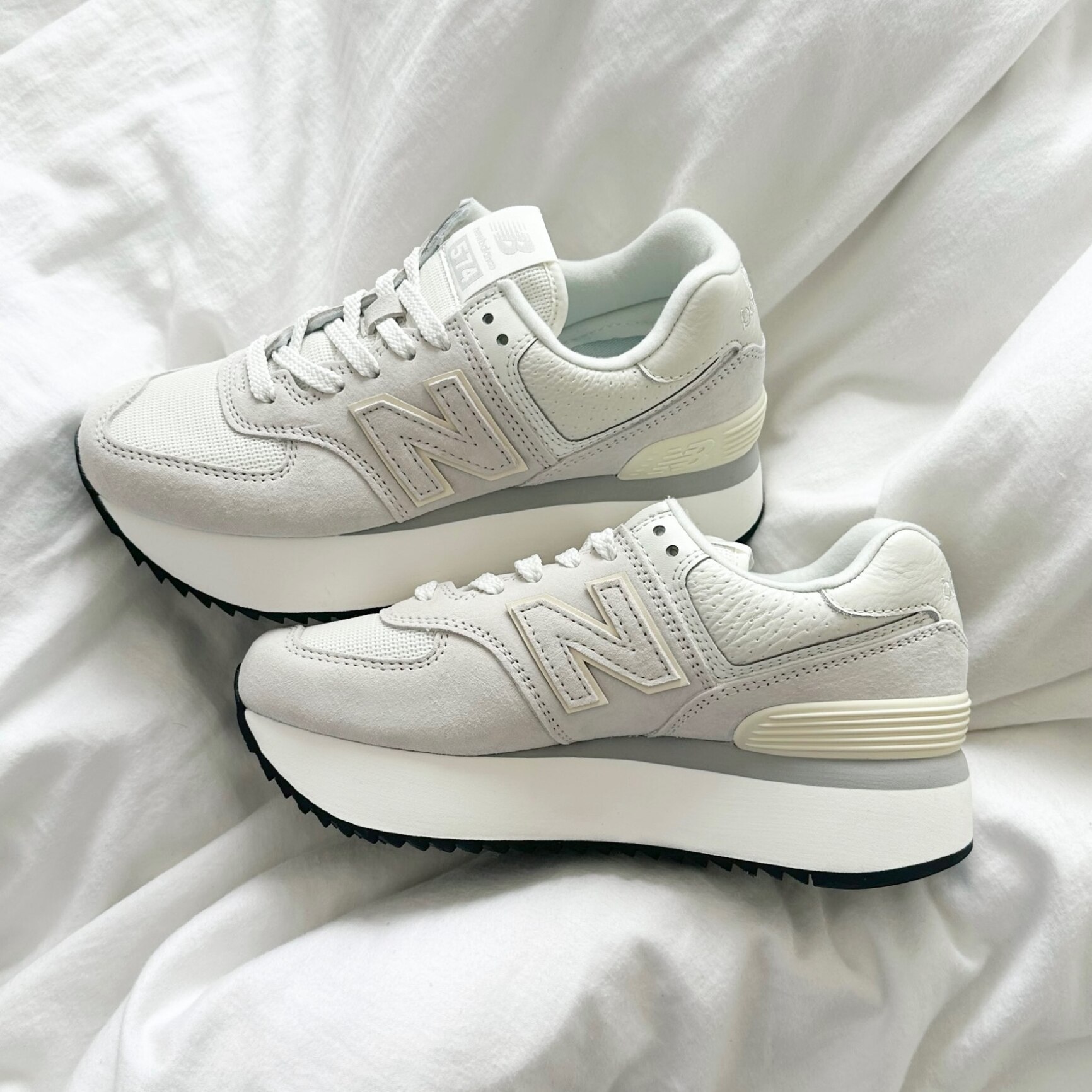 new balance(ニューバランス)WL574ZSO WHITE ホワイト【2023AW】【秋冬新作】【574】レディースニューバランス 女性限定  厚底ソールスニーカー チャンキースタイル