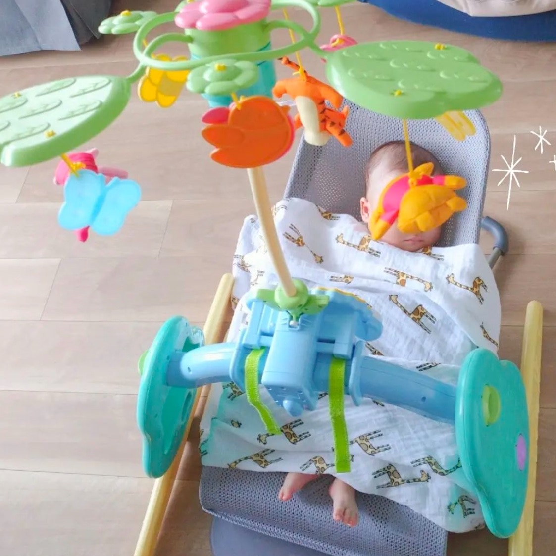 くまのプーさん えらべる回転6WAY ジムにへんしんメリー | タカラ