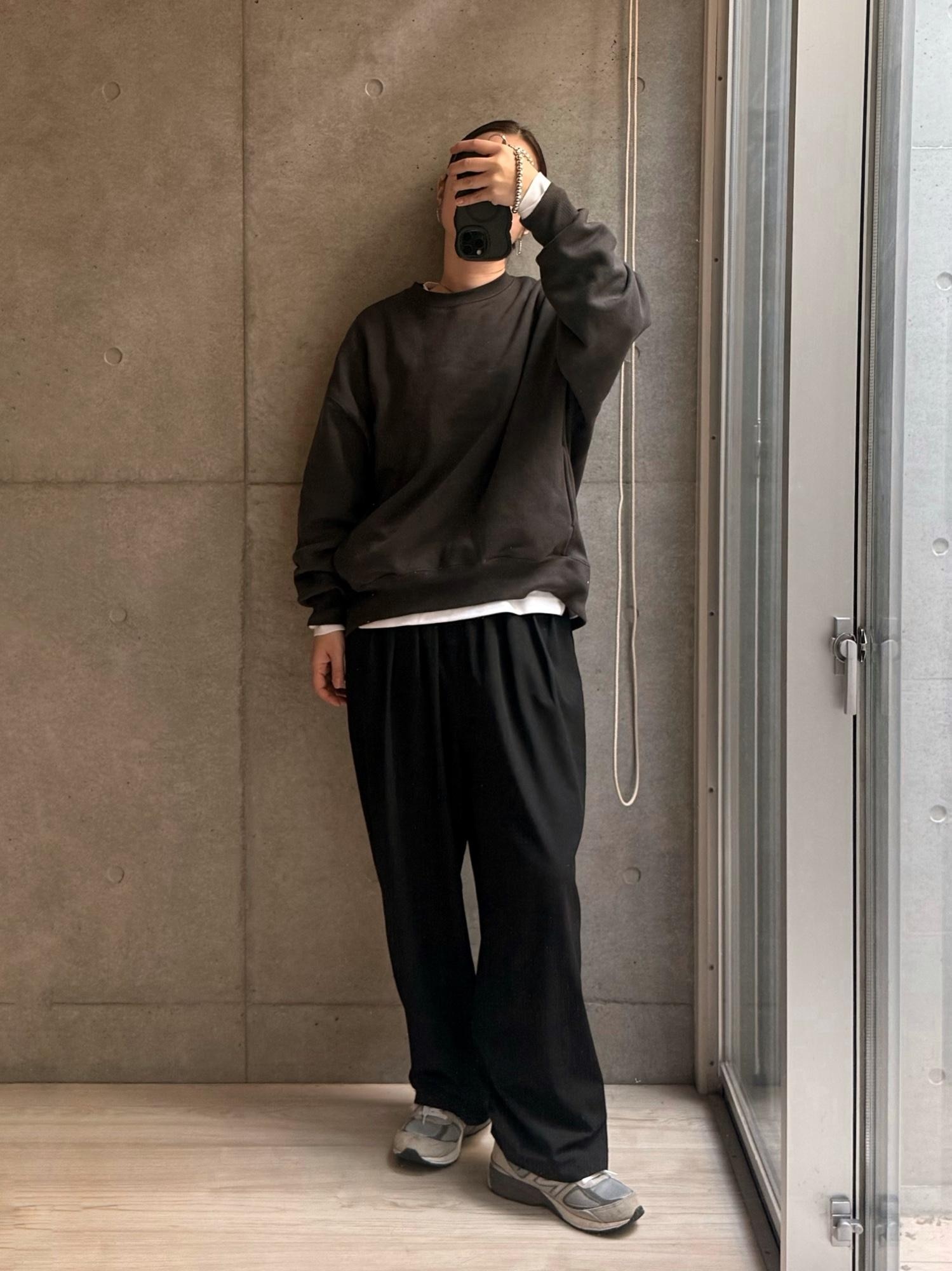 あったかいねえ。春への端境期コーデ。
どれもゆったり着られて外遊びもガンガン行ける。
凧揚げとかしに行こかな。

#春コーデ