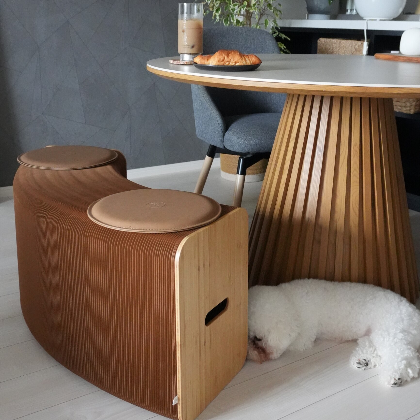 全商品3%OFF】 CAGUUU 伸縮自在 クラフト紙 ロングスツール 軽量