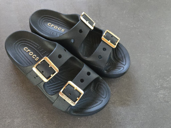 クロックス crocs【レディース サンダル】Saturday Metallic Buckle