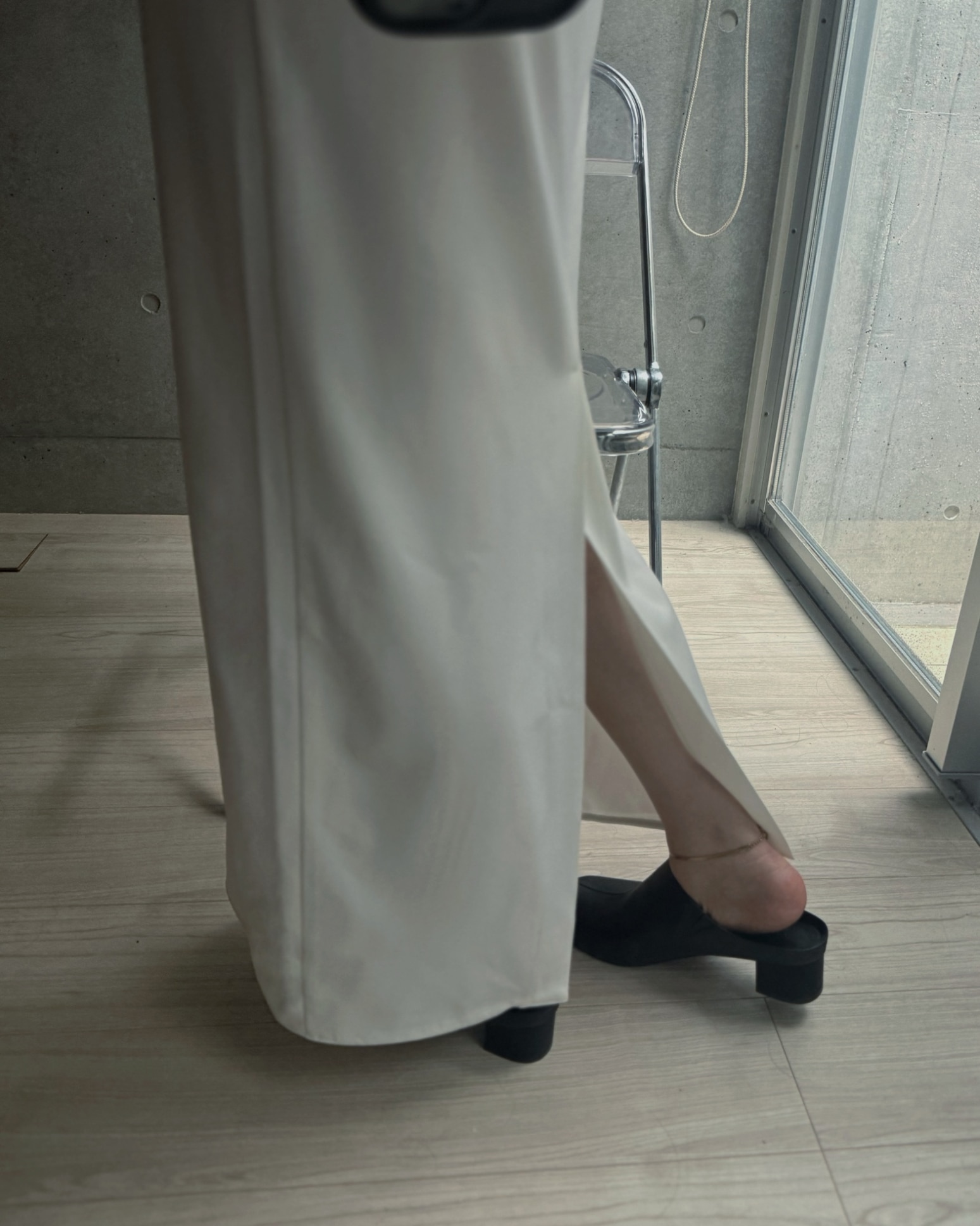 【yuki (ドキ子)さん ROOMコラボ】サボ ミュール レディース オブリークトゥ チャンキーヒール サボサンダル ミュールサンダル 4cmヒール 太ヒール スクエアトゥ ブラック ブラウン yuki ドキ子 レディース 送料無料 アイニード ineedmores hoes [yk-2560] - メイン画像 1