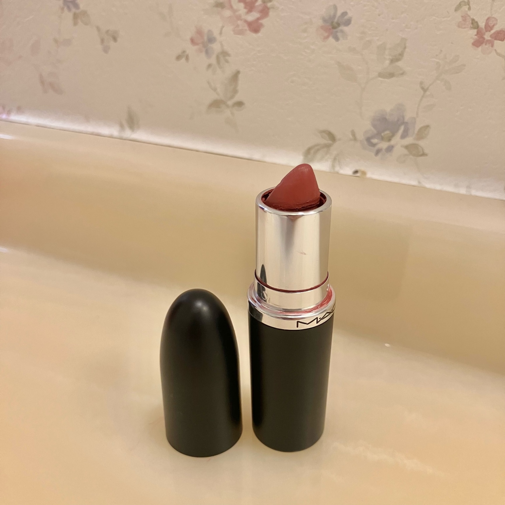 M・A・C Nudes マック MACXIMAL SILKY MATTE LIPSTICK マキシマル