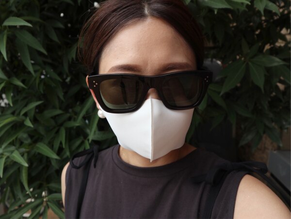 美品 セリーヌ CELINE サングラス CL40009I ブラック スモーク ロゴ  