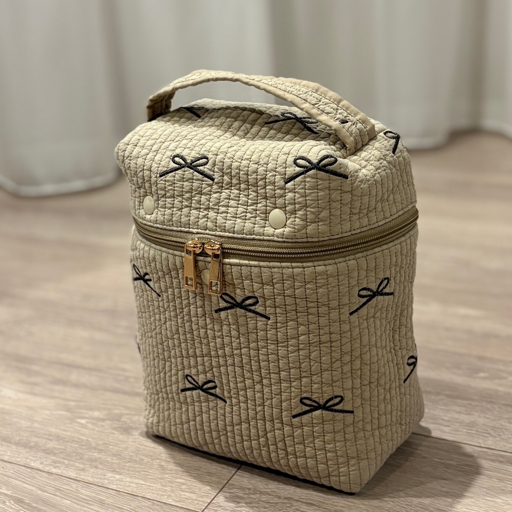 【10/1限定全品10％OFFクーポン♪ライズの日】 ＼楽天1位！新柄登場／2WAY ヌビ 哺乳瓶ポーチ 保冷 保温 マグポーチ ミルクポーチ 刺繍入り 大容量 軽量 ミルク 離乳食 哺乳瓶 ベビー 赤ちゃん 収納 保冷バッグ ポーチ 哺乳瓶ケース 持ち運び おしゃれ かわいい