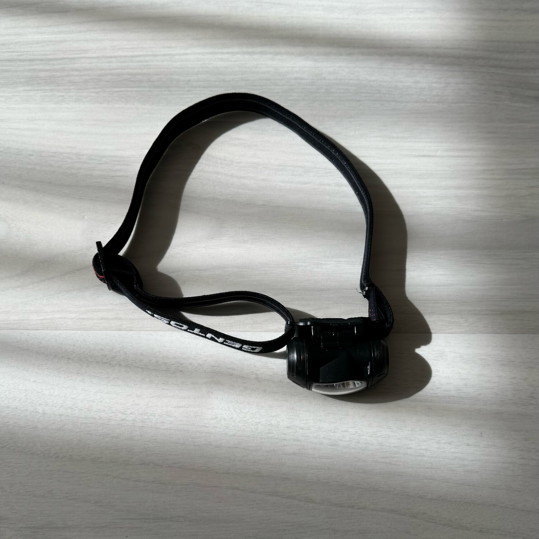 【圧倒的な高評価レビュー1400件超】【 最軽量32g 】 ヘッドライト　LED 防水 登山 釣り キャンプ 登山用 アウトドア用 防災 災害対策 LEDヘッドライト ヘッドランプ LEDヘッドランプ LEDライト 乾電池式 SC-200B
