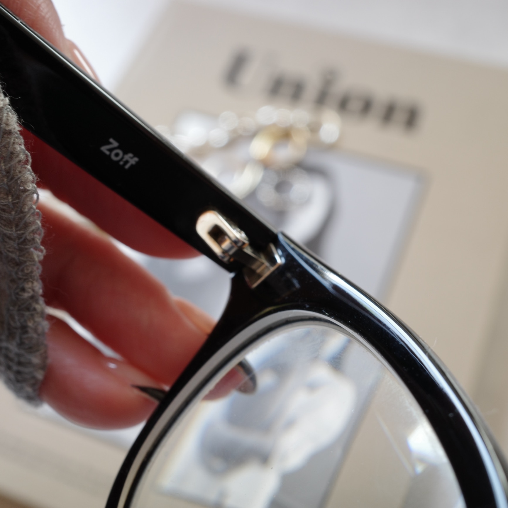 福袋2026 Zoff 】ゾフ店舗で使える10,000円のメガネ券付き 在庫