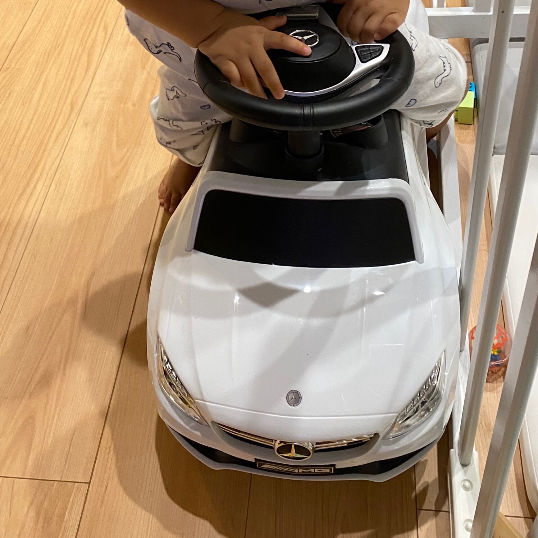 乗用玩具 足けり BENZ AMG GT メルセデス ベンツ キッズカー 乗り物 子ども用 skcorp-store_ft-benz-667