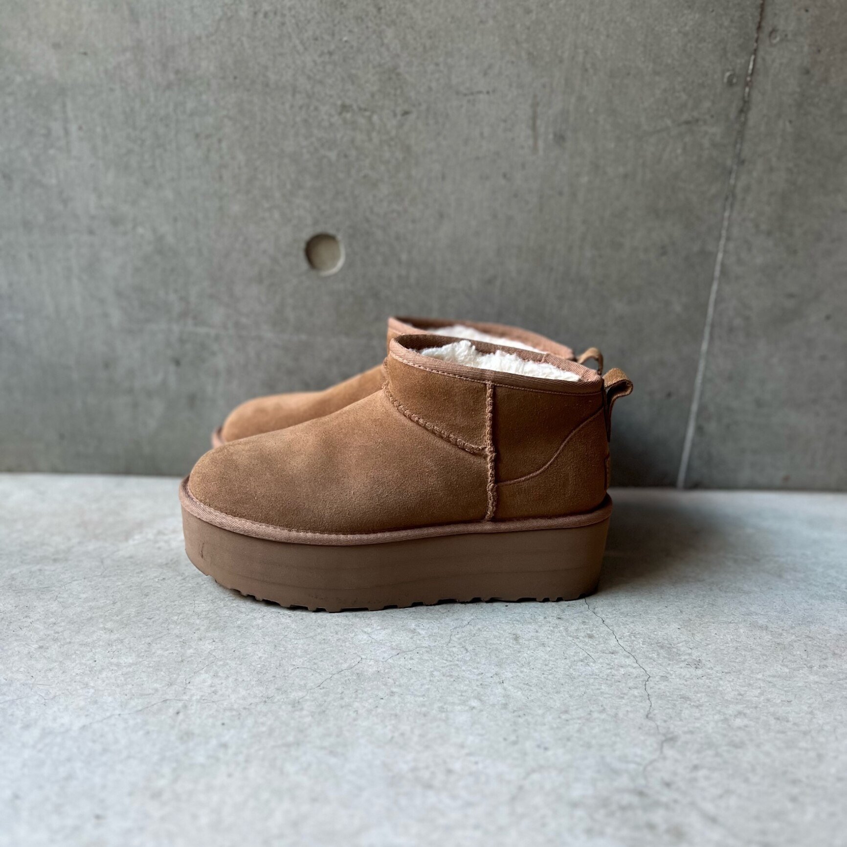 [送料無料]UGG : [レディース]W CLASSIC ULTRA MINI PLATFORM / 全3色 : 1135092[DEA][U]