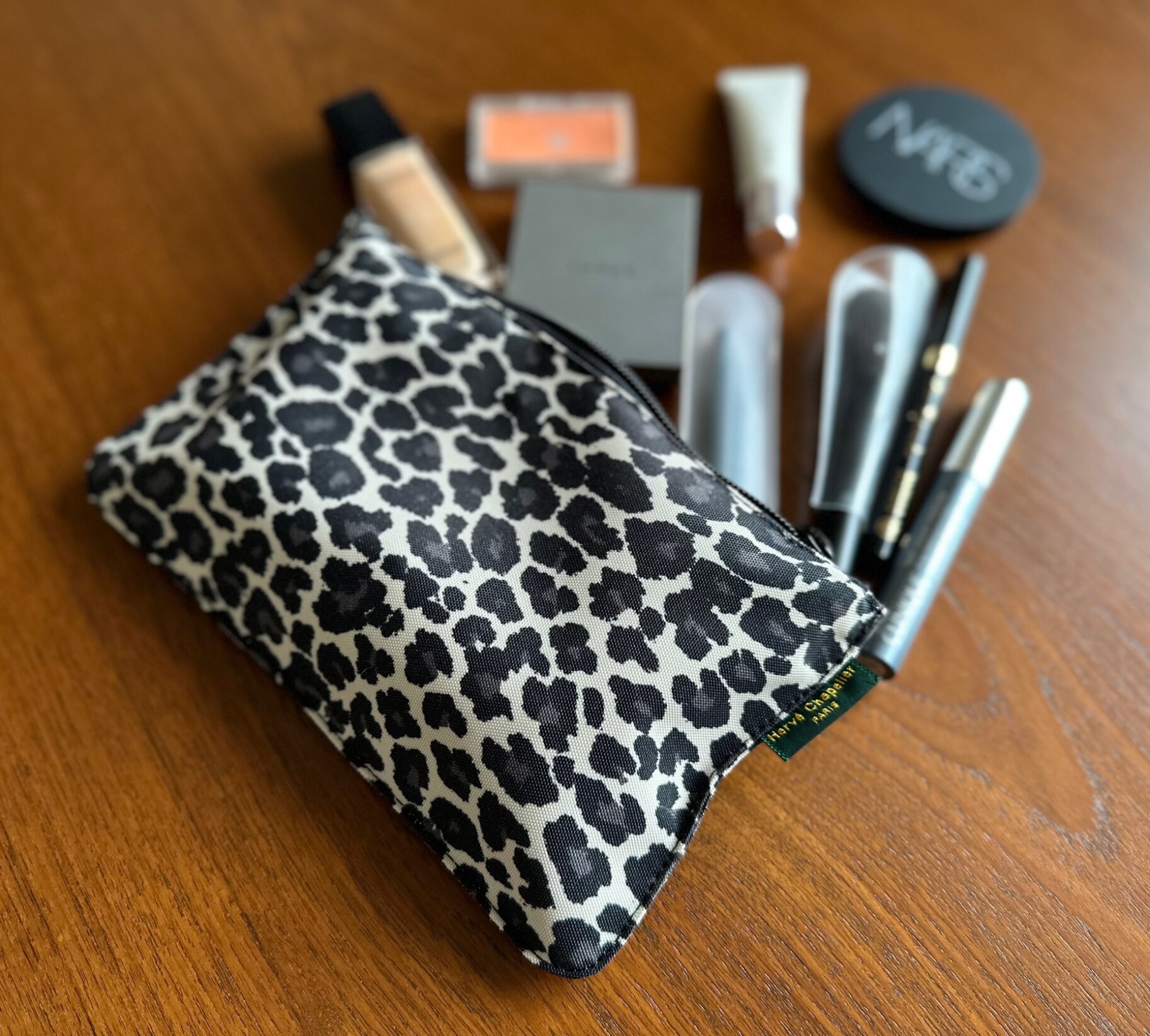 エルベシャプリエ Herve Chapelier 902F(フラットポーチM ヒョウ