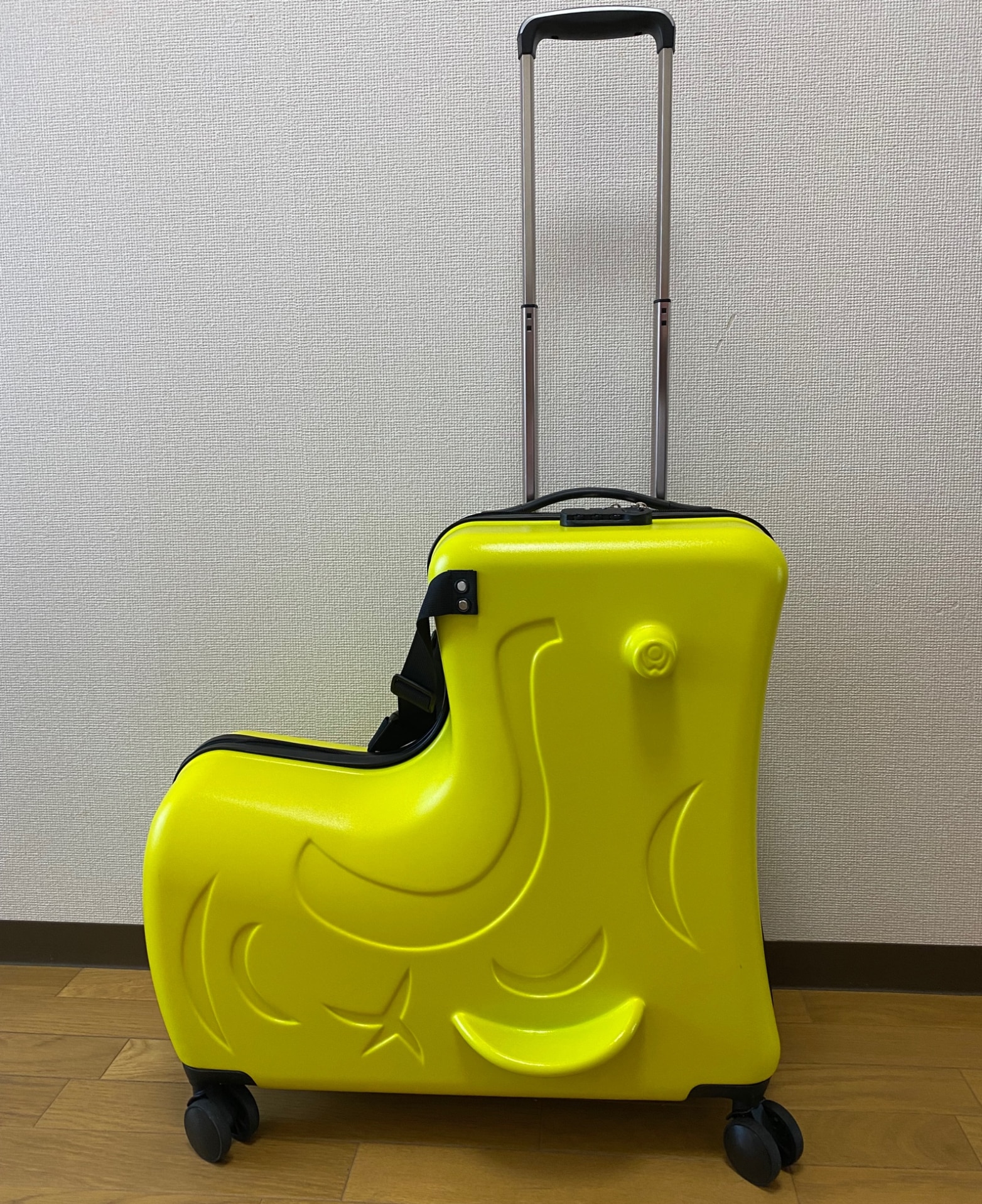 ZIP！」で紹介 NORICCO ノリッコ 子どもが乗れるキャリーケース