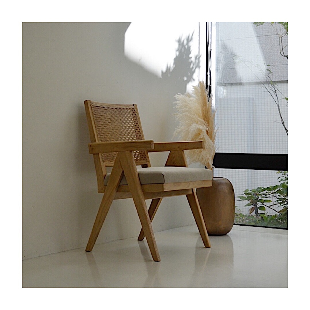 ピエールジャンヌレ アームレスト ラタンチェア 木製椅子 チェア
