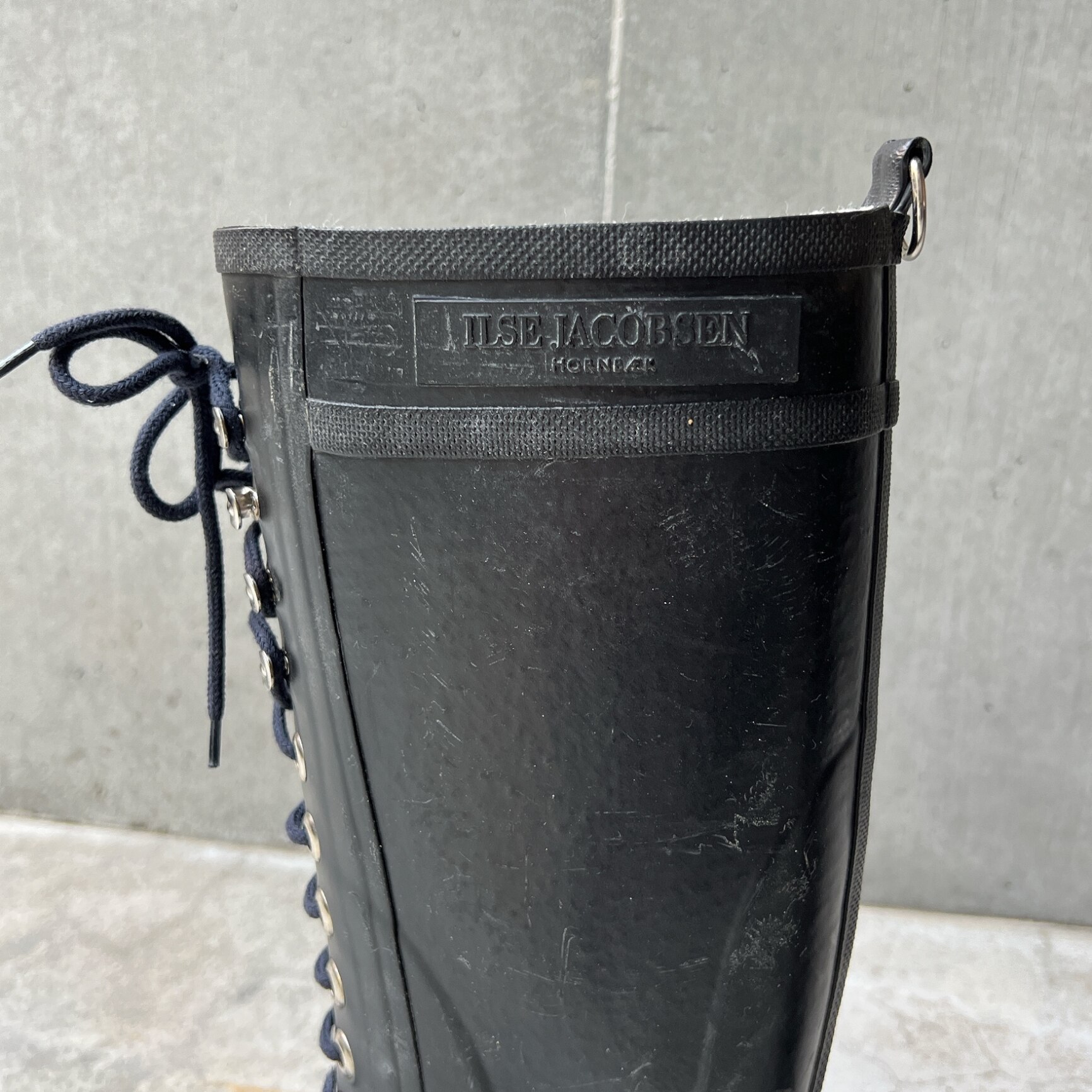 \最大1000円クーポン有/最強翌日配送 コロンブス columbus RUBBER BOOTS Shine spray ラバーブーツ シャインスプレー ラバーブーツ専用 ツヤ出し 汚れ落とし 保護スプレー シューケア - メイン画像 2