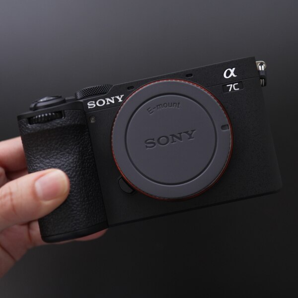 SONY(ソニー) フルサイズ ミラーレス一眼カメラ α7C ボディ(レンズなし 