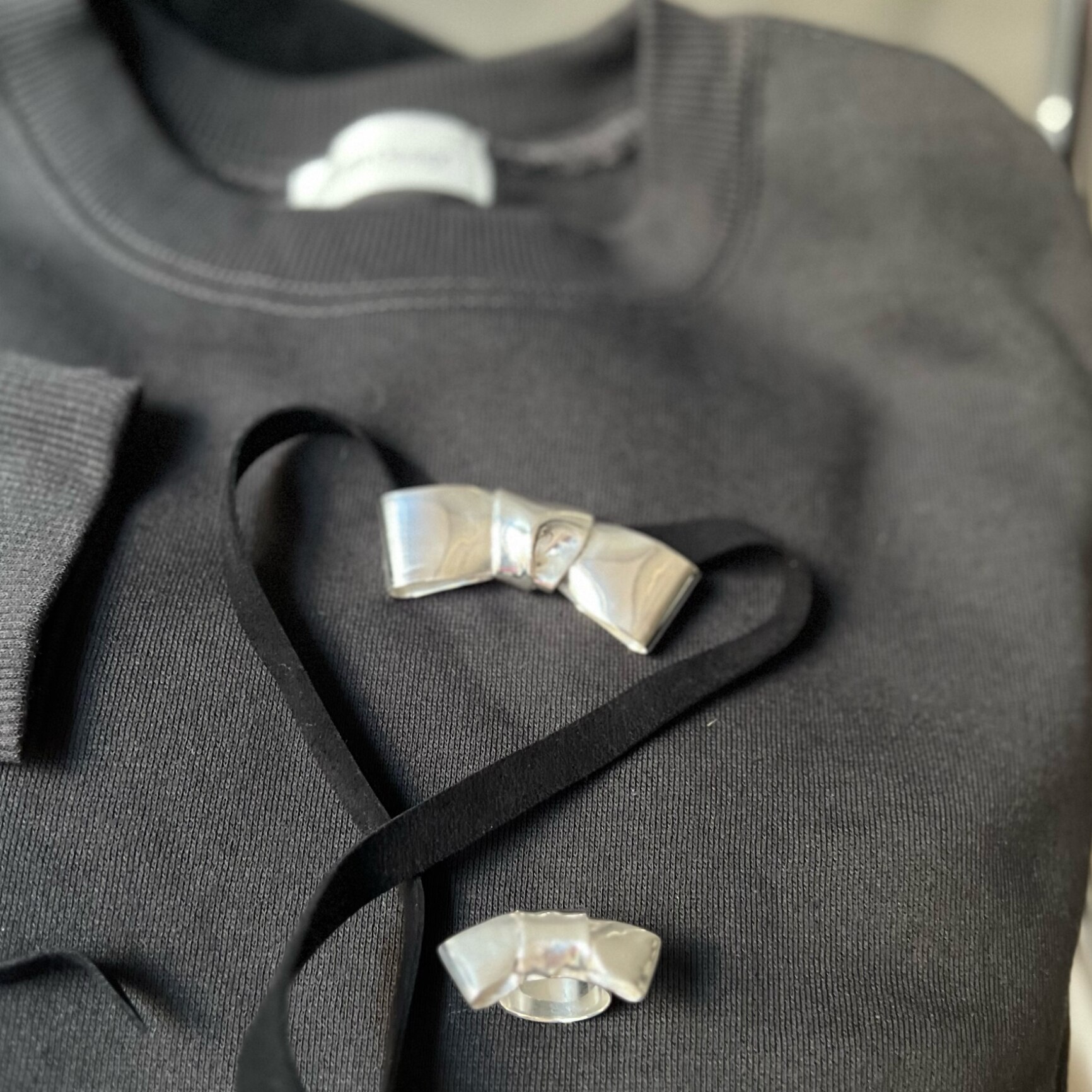 【SALE/40%OFF】ANNIKA INEZ LARGE CRAVAT NECKLACE エリオポール アクセサリー・腕時計 ピアス シルバー【送料無料】 - メイン画像 2