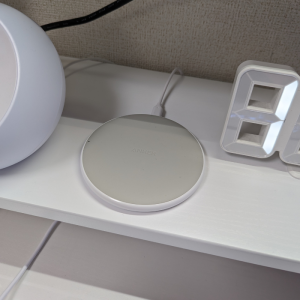 ★しげはる　⭐︎ DTMデスク ホワイト(マルチタップトレイ付き) ☆しげはる 様専用⭐︎ DTMデスク ホワイト(マルチタップトレイ