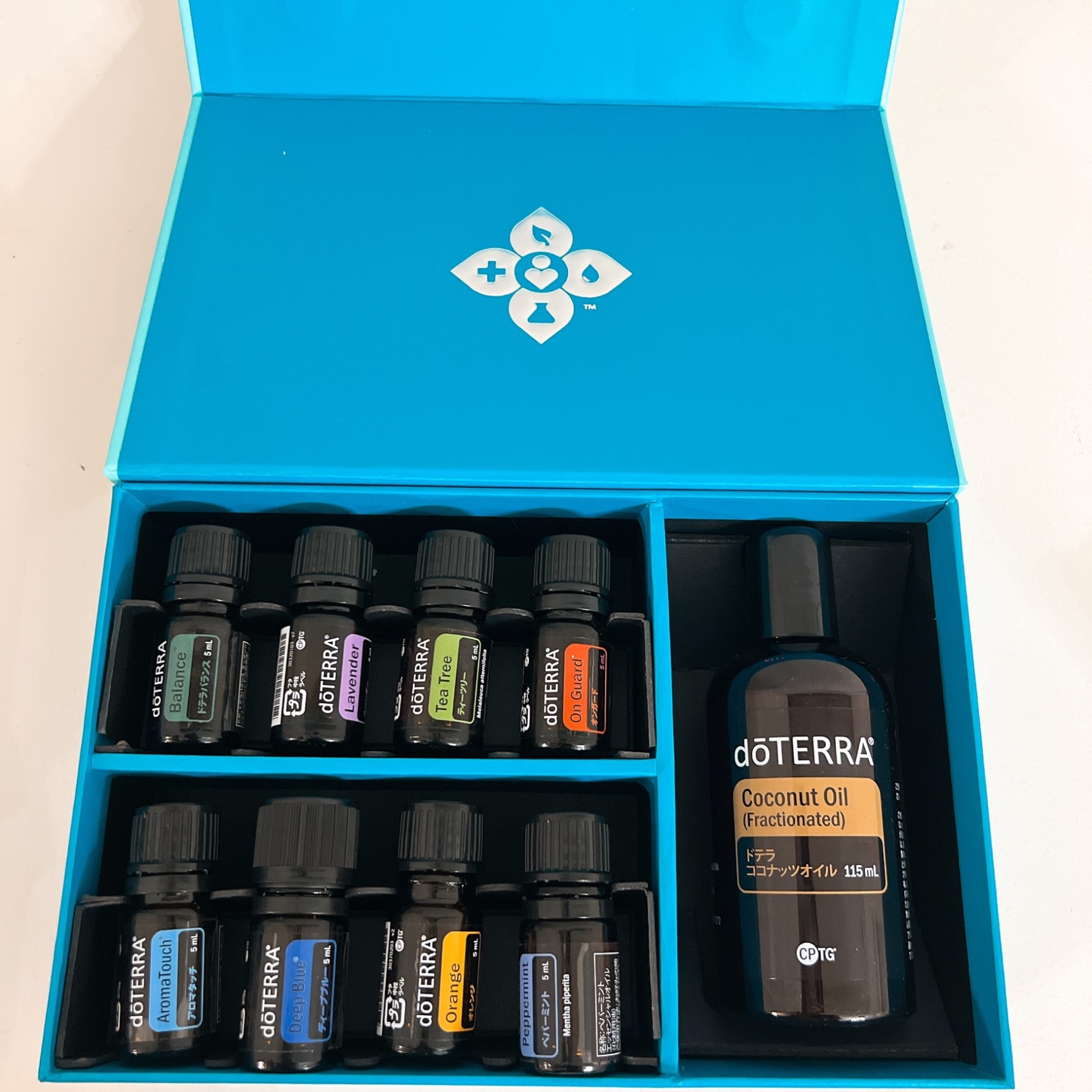 【新品doTTERA】アロマタッチ15ml・4本セット・エッセンシャルオイル ドテラ アロマタッチ オイル エッセンシャル マッサージオイル