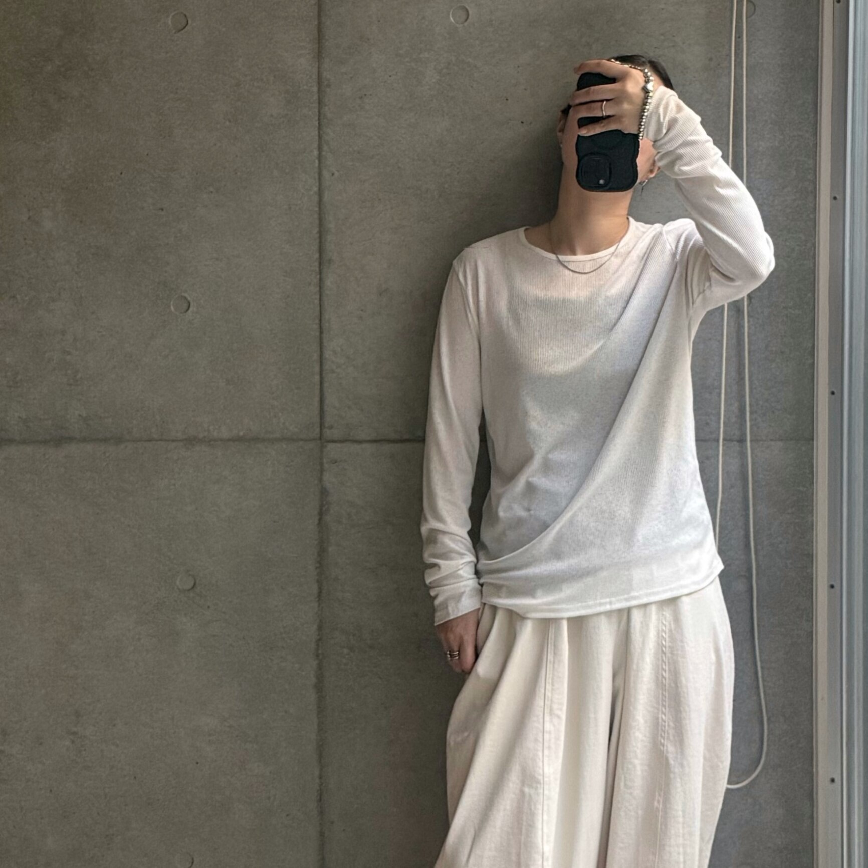 27%OFF【期間限定:2,590円→1,890円!】 シアー ロンT リブ レイヤード シースルー 袖クシュ トップス tシャツ 長袖 シアートップス レイヤードネック ヘンリーネック Uネック 体型カバー【 リブシアーロンT 】シースルー トップス - メイン画像 4