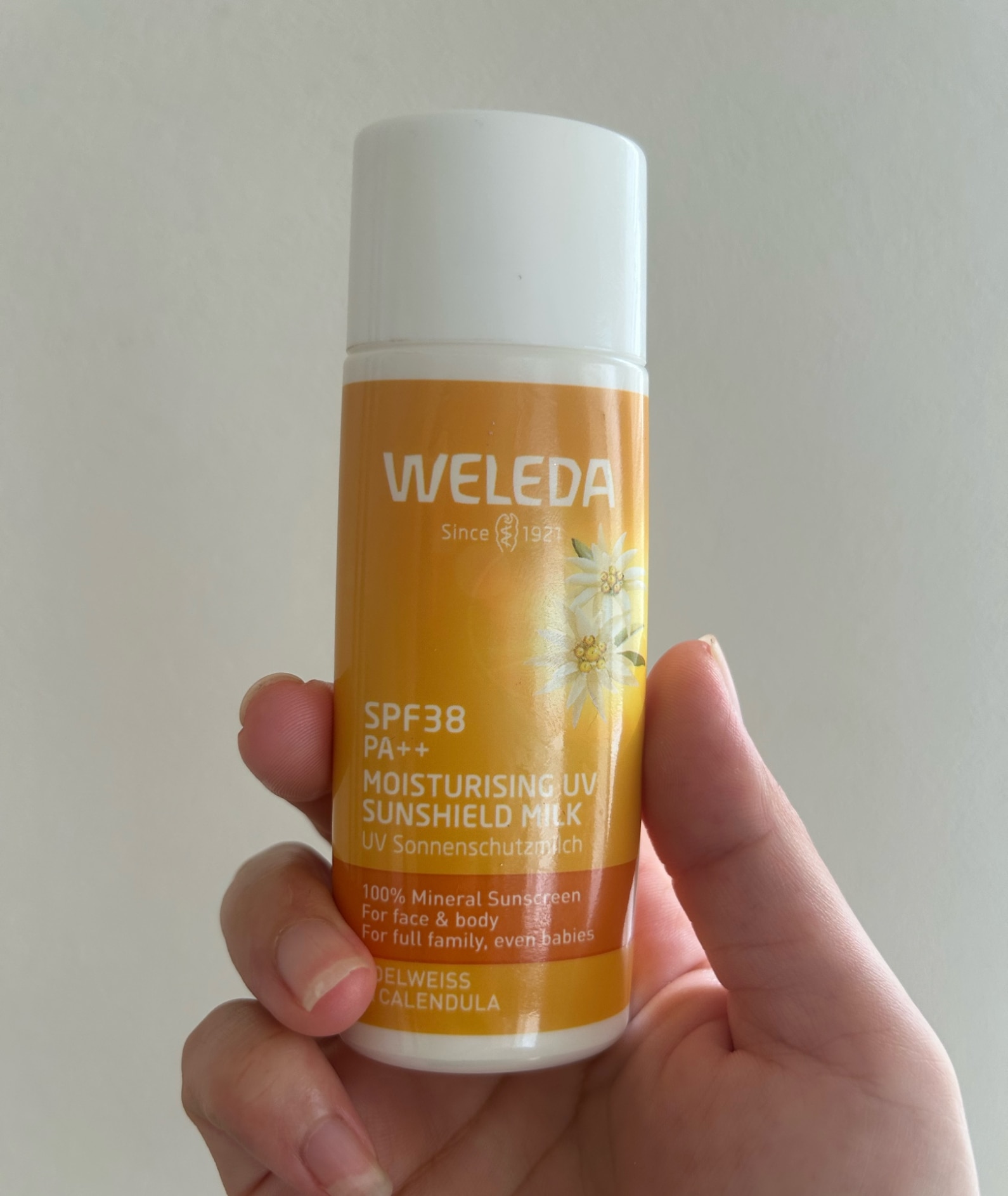 【公式】ヴェレダ エーデルワイス UVプロテクトミルク 50mL | WELEDA オーガニック ノンケミカル 紫外線 日焼け止め 赤ちゃん