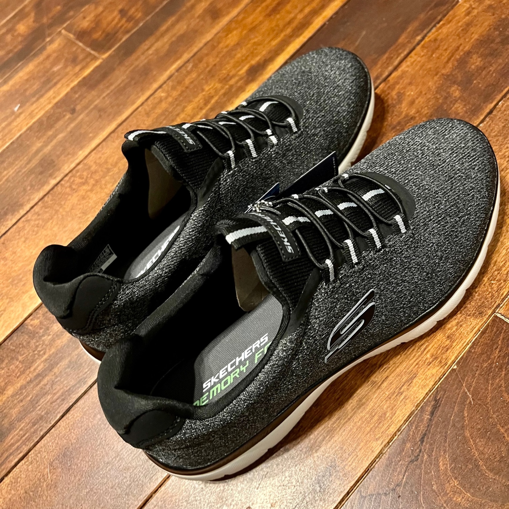 送料無料 スケッチャーズ スニーカー SKECHERS メンズ SUMMITS FORTON