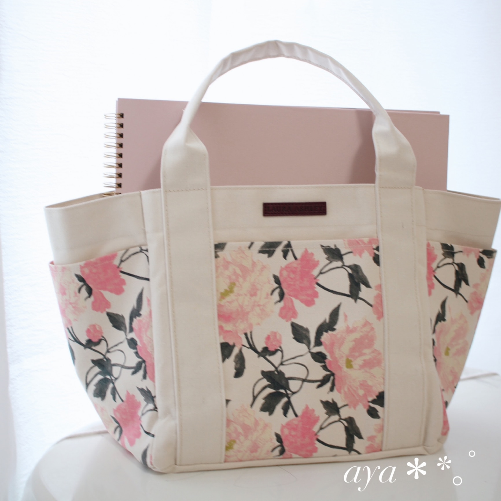 LAURA ASHLEY GARDEN TOTE BAG BOOK