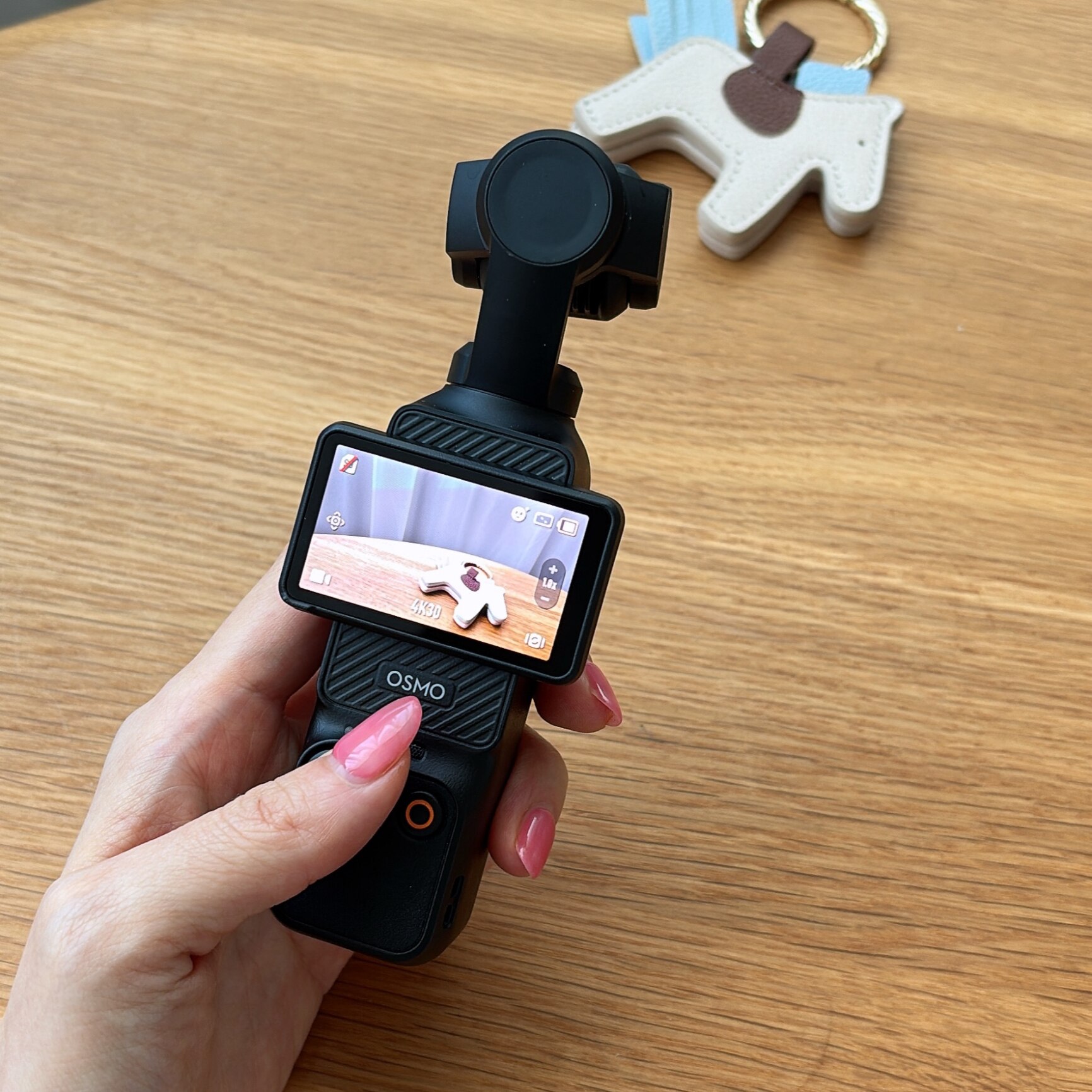 DJI Osmo Pocket 3 Creator Combo 保証2年 Care Refresh付 アクションカメラ ビデオカメラ VLOGカメラ カメラ 三脚 小型 360° 60fps 手ぶれ補正 タッチパネル オズモポケット3