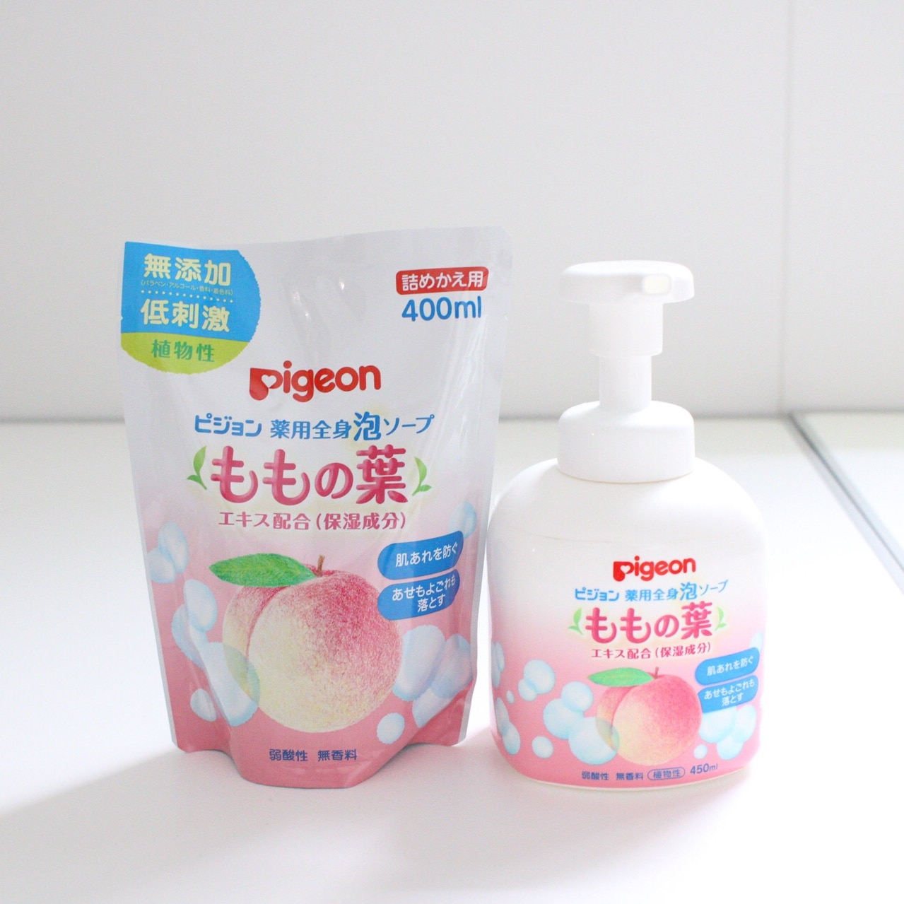 ピジョン 薬用全身泡ソープ ももの葉 詰替用 400mL